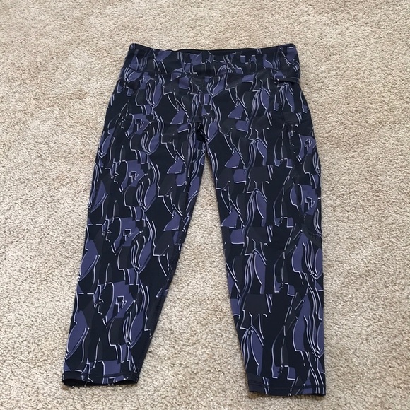 Sweaty Betty XXl zero gravity 7/8 length leggings. - Picture 2 of 11